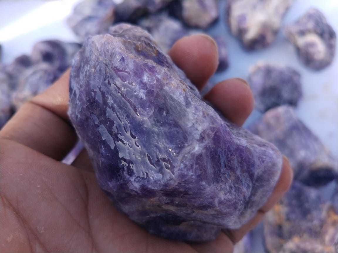 High Quality Premium Gemstone Natural Rough Rocks Raw Amethyst Quartz Crystal Gemstone - Artificial Stone Type: Solid Surface