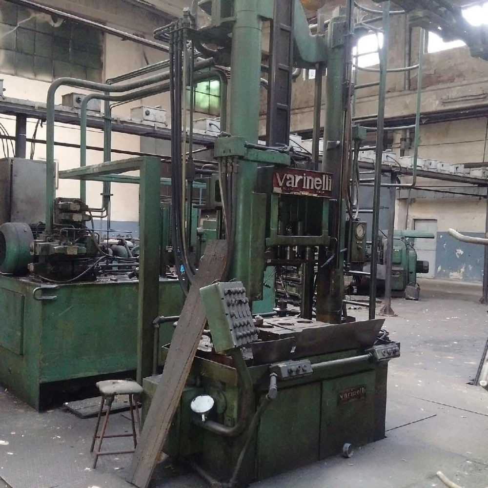 Varinelli 5 HP Vertical Broaching Machine