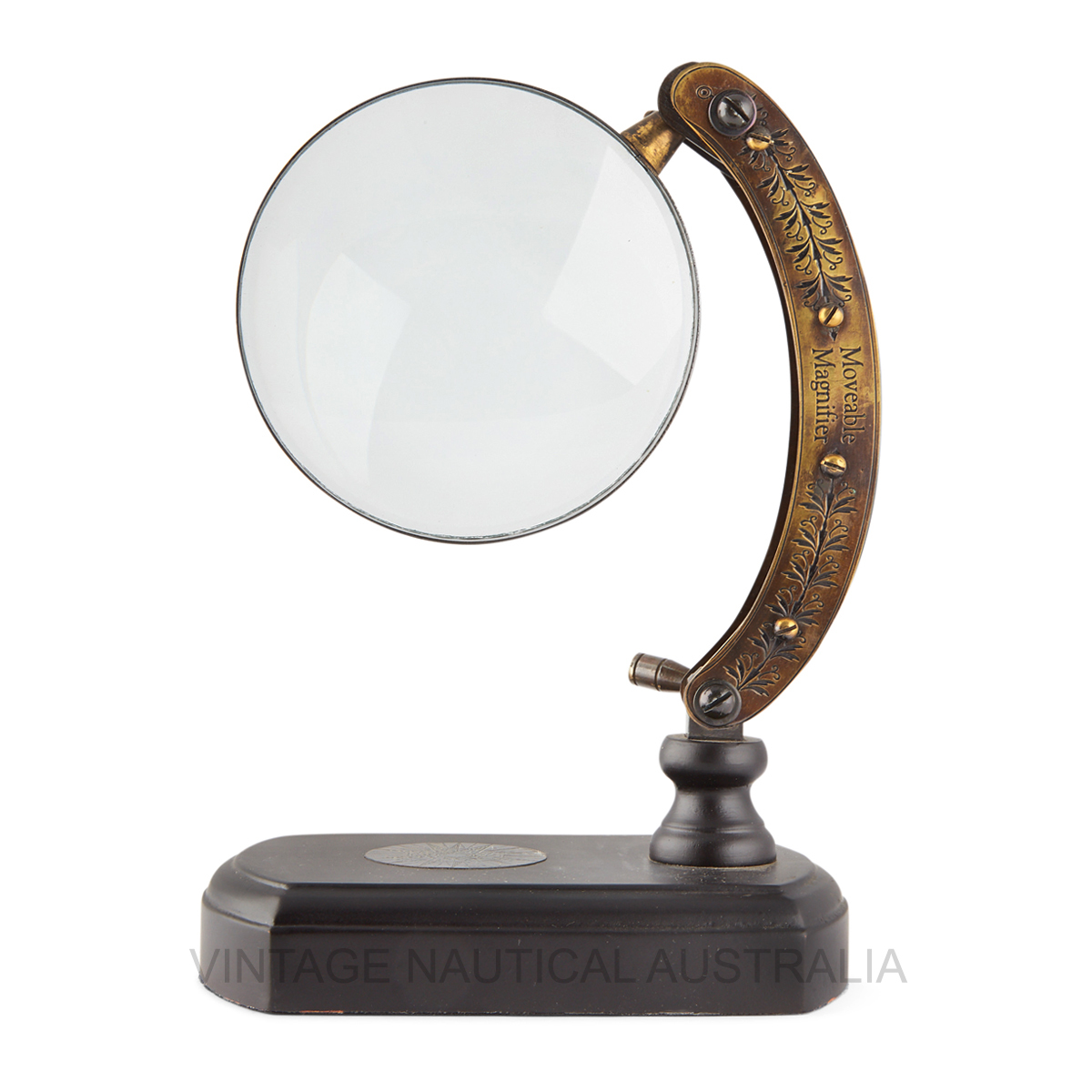 Magnifying Glass A Engraved Arm (Wood Base)