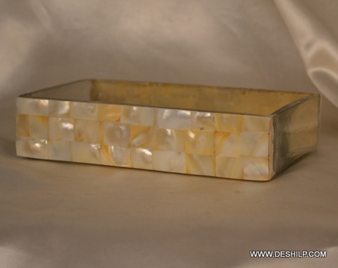 येलो सीप ग्लास डेकोर बाउल