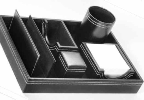 ब्लैक टेबलटॉप बैग