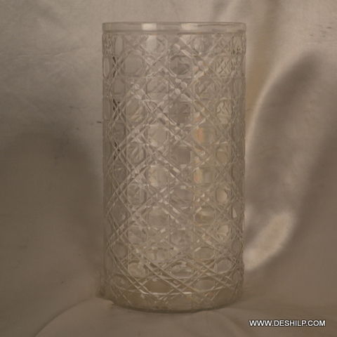 कट ग्लास फ्लावर वेस बॉटम डायमीटर: 3-4 इंच (इंच)