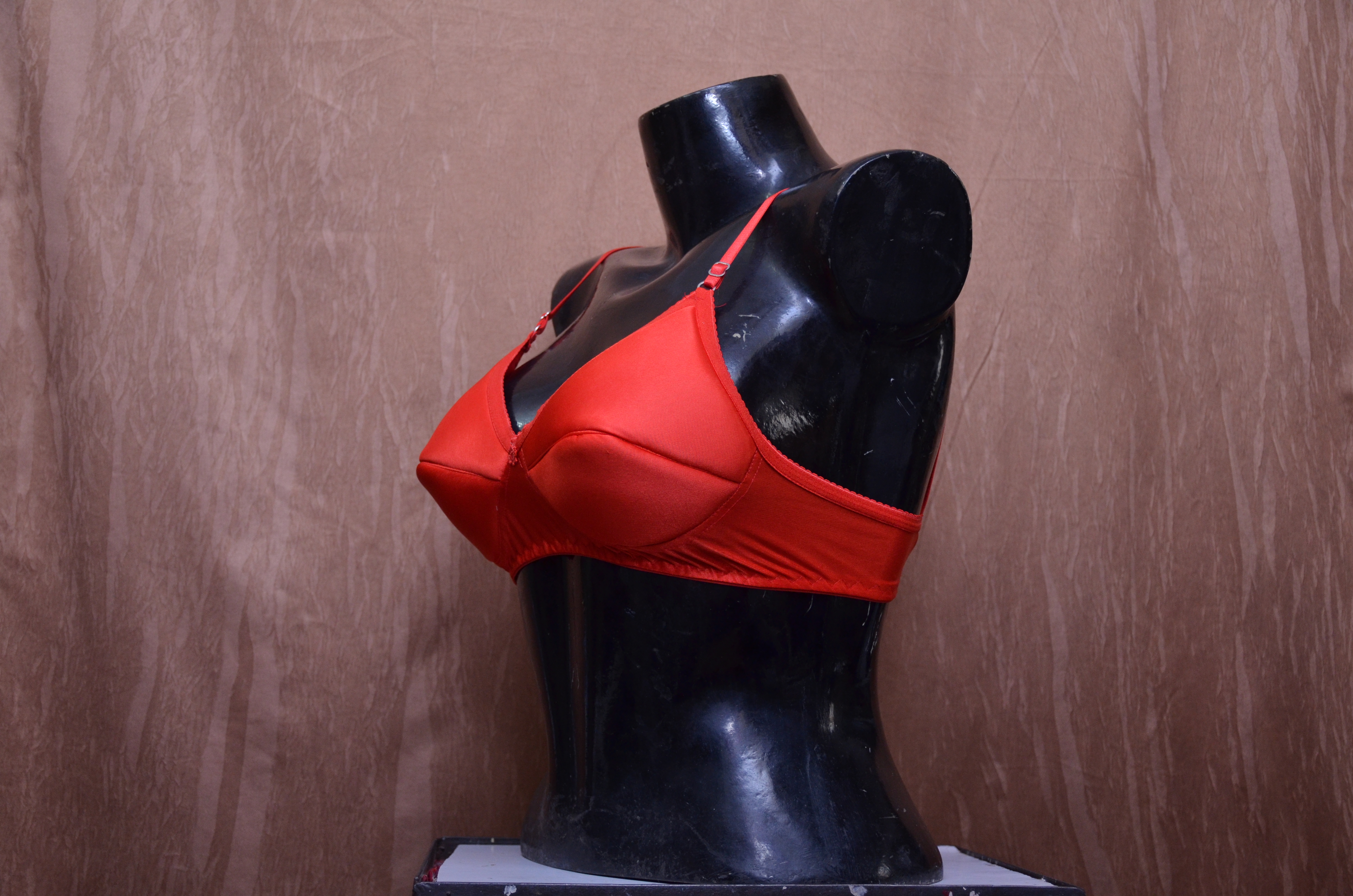 Ladies Satin Foam Bra - Satin Fabric , Foam Padded Cups, Wider Comfort Straps, Smooth Seamless Design For Daily Wear Is Ideal For Everyday Comfort