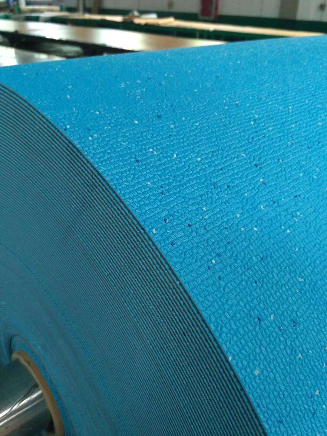 Slip Resistant Waterproof Mat Back Material: Anti-slip Latex