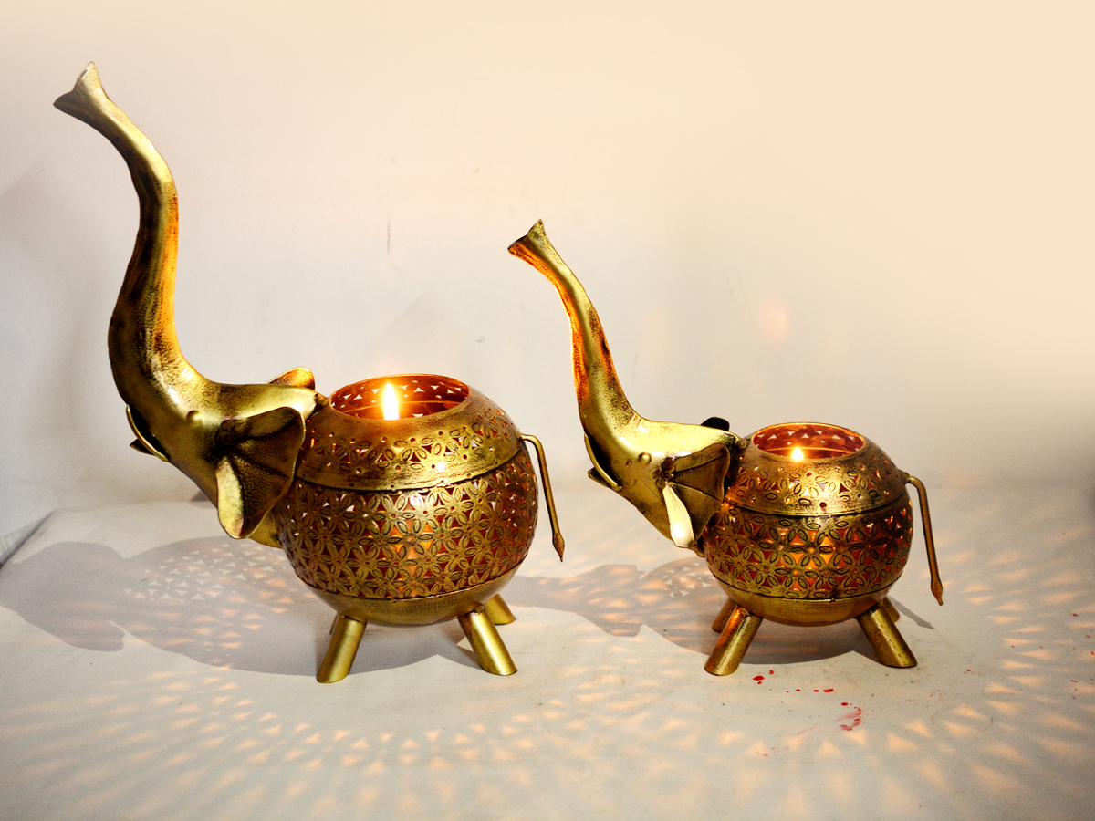 Iron Painted Elephant Design Home Decorative Tea Light Set - Finishing: Polishing