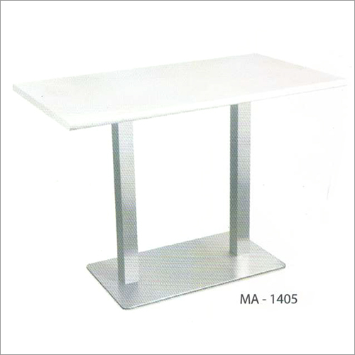 Machine Made Stainless Steel Table