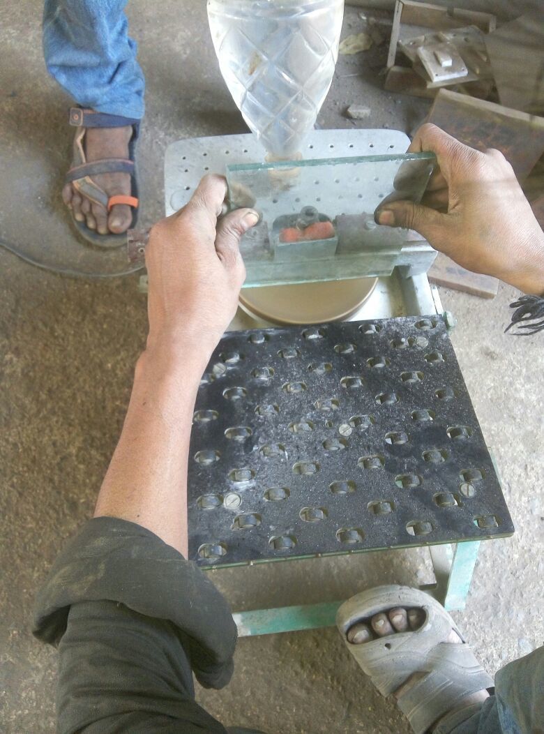 Ske-phb Portable Hand Beveling Machine - 12x12x12 Inch | High Efficiency, Low Noise, Low Energy Consumption, Manual Control For Glass, Stone, And Tile Edging