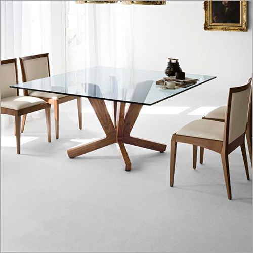 फोर सीटर डाइनिंग सेट