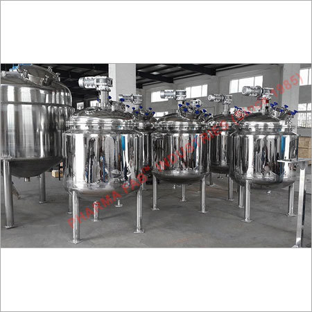 Storage Tank With Stirrer - Stainless Steel 316L, 316, 304 Materials | Industrial Quality Stirring Mechanism