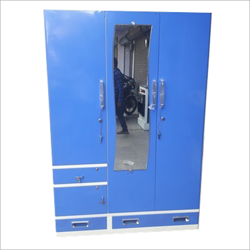 3 डोर क्लॉथ अलमारी