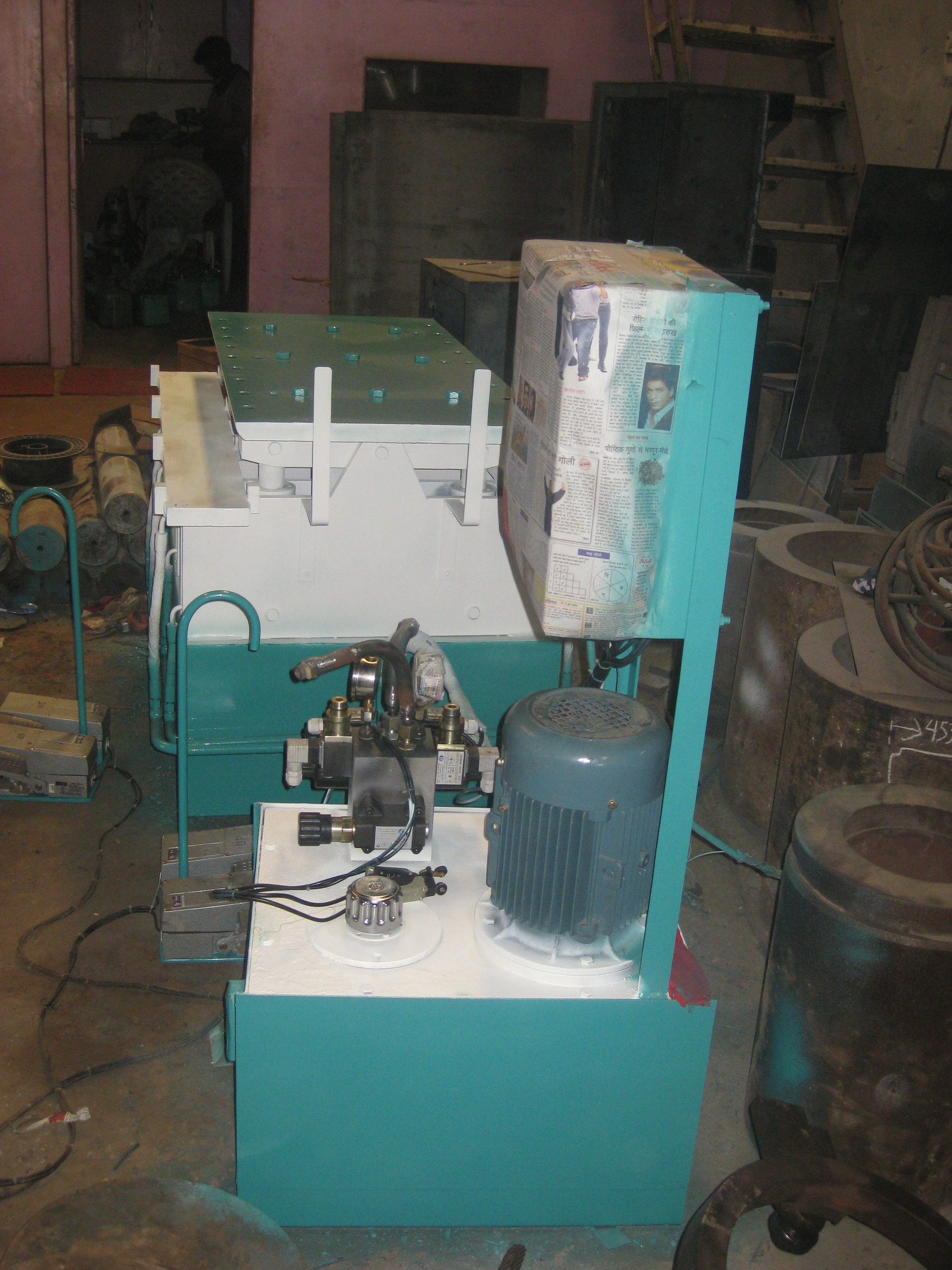 Ss Kitchen Sink Hydraulic Deep Draw Press - Color: As Per Customer Requirement