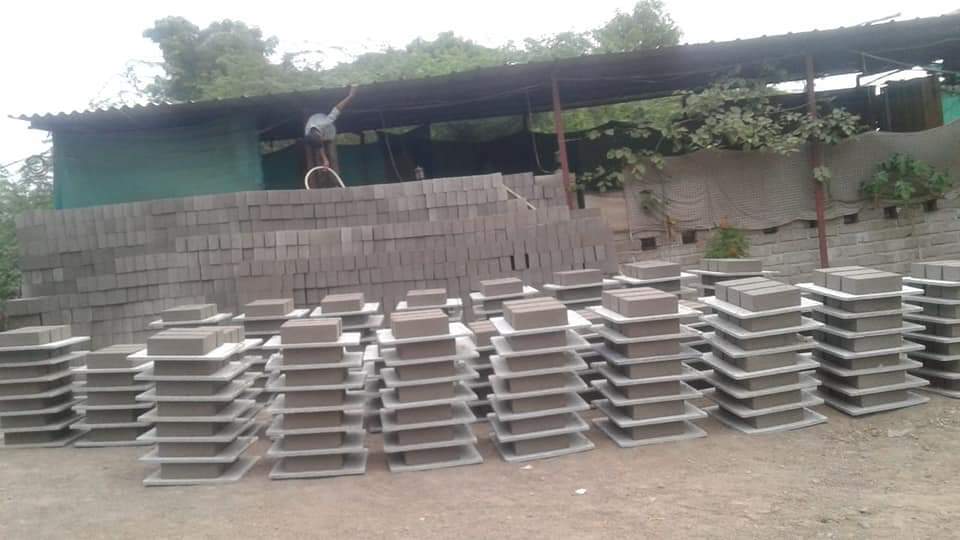 Fly Ash Brick Plastic Pallets - Recycled Plastic (Hdpe, Ldpe), 96 X 48 Inches, Thickness: 4 Mm To 25 Mm, Rigid | For Brick, Paver Block, Solid Block Use