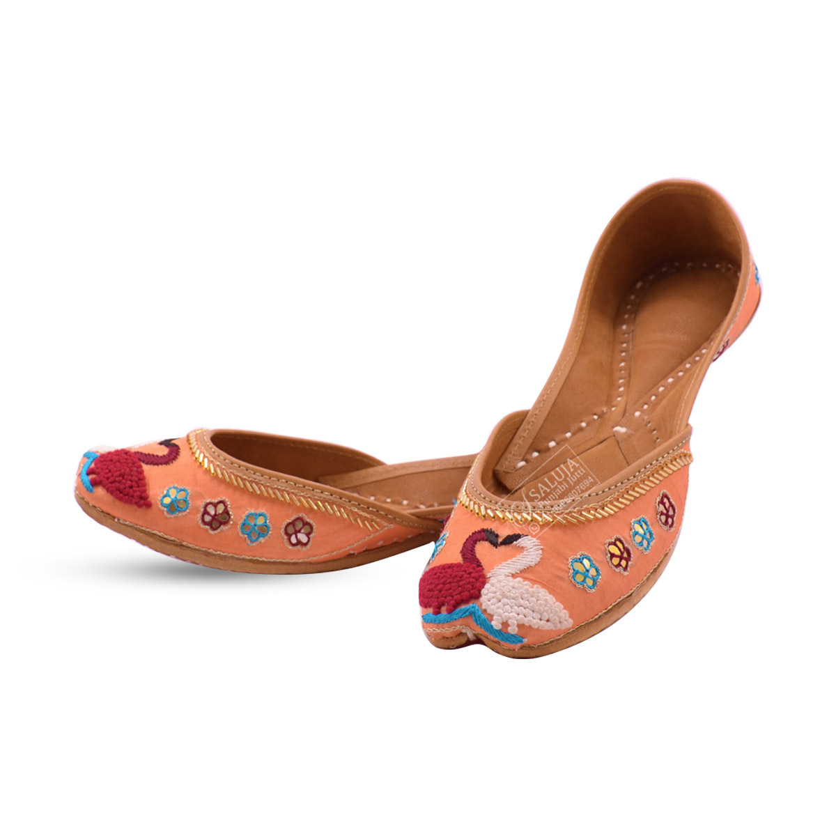 Beautiful Punjabi Jutti Peach Color With Handwork Jutti For Ladies Heel Size: Flat