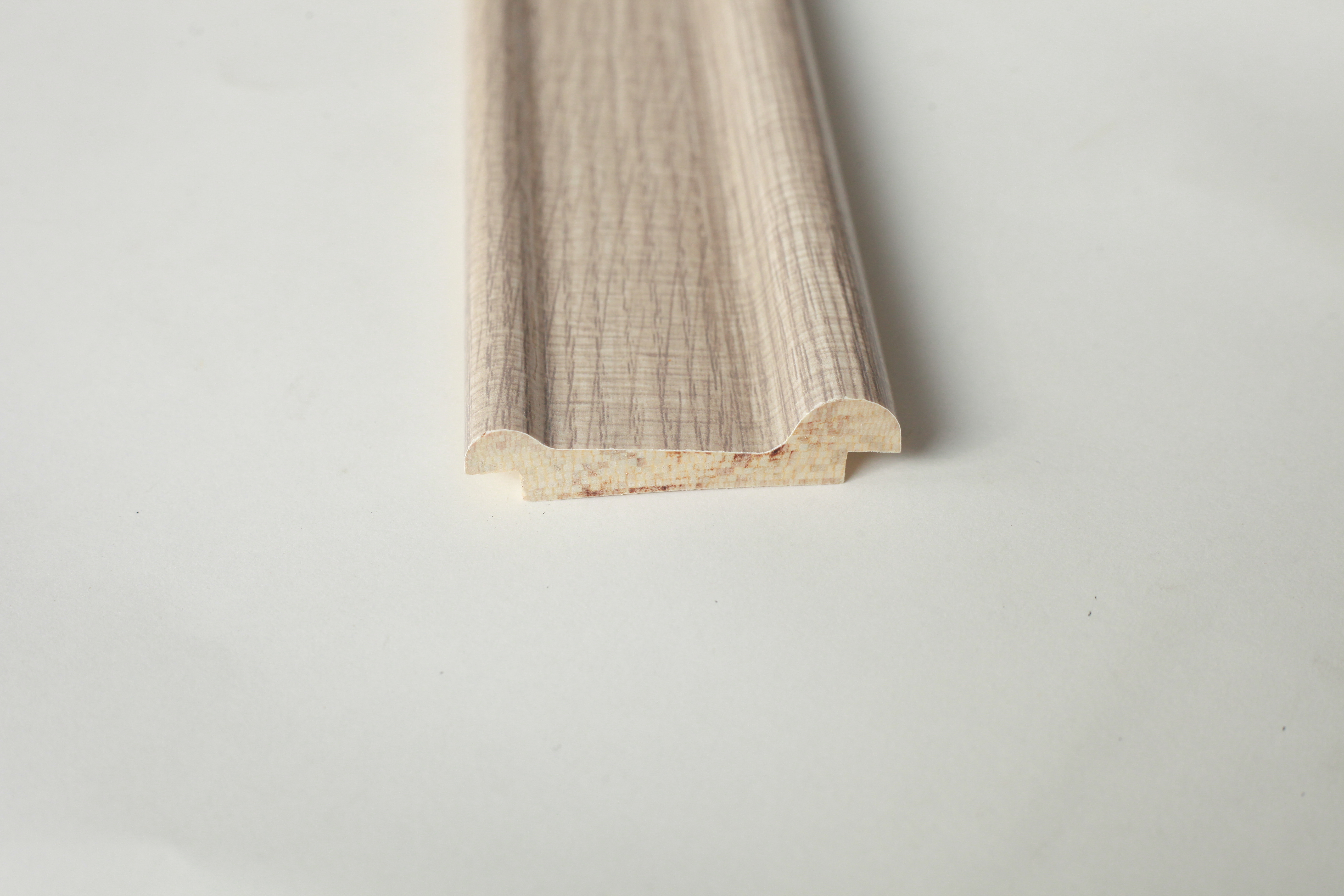 Exterior Decoration Wood Crown Moulding For Ceiling