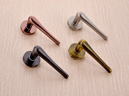 नए डिजाइन के साथ ब्रास मोर्टिस हैंडल