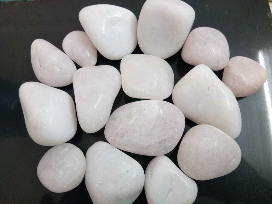 Gemstone Rose Quartz Polished Pebbles Stone And Gravels Round Chips For Export Demanding Products - Size: Available Size Is: 15mm To 30mm 30mm To 60mm
