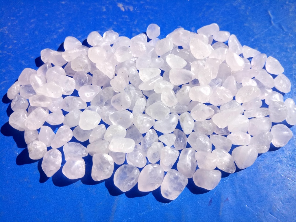 Gemstone Rose Quartz Polished Pebbles Stone And Gravels Round Chips For Export Demanding Products - Size: Available Size Is: 15mm To 30mm 30mm To 60mm