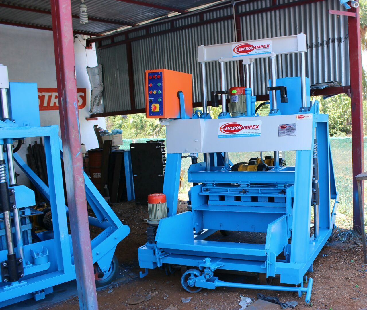 Mold Vibration Heavy Duty Hollow Block Making Machine