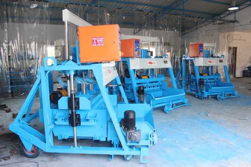 ब्लू मूवेबल कंक्रीट ब्लॉक बनाने की मशीन