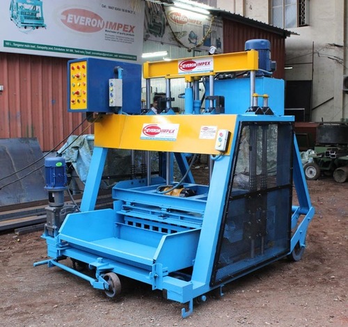 Hydraulic Egg Laying Concrete Block Making Machine - Mild Steel, 400x200x100 mm, Blue | High-Frequency Vibrator Motors, Auto Start, Easy Maintenance, Low Power Consumption