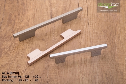 फैंसी कैबिनेट हैंडल