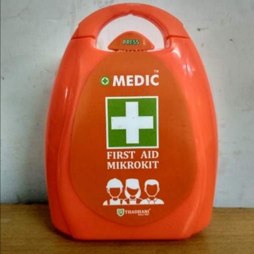 First Aid Box - Plastic, 14 X 10.5 X 3.7 Cm, Orange | Portable Design For Home, School, Car, Outdoor, Includes Basic Items