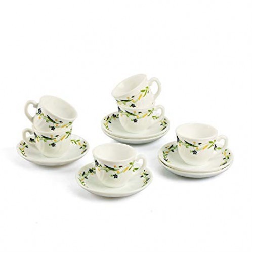 कप और तश्तरी