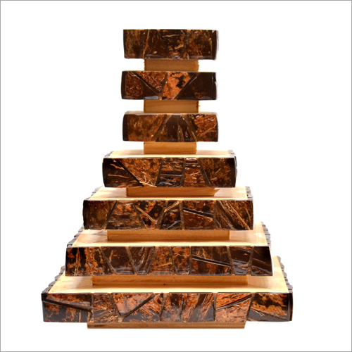 फैंसी लकड़ी के फूलदान