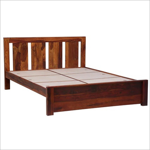 वुडन किंग साइज डबल बेड