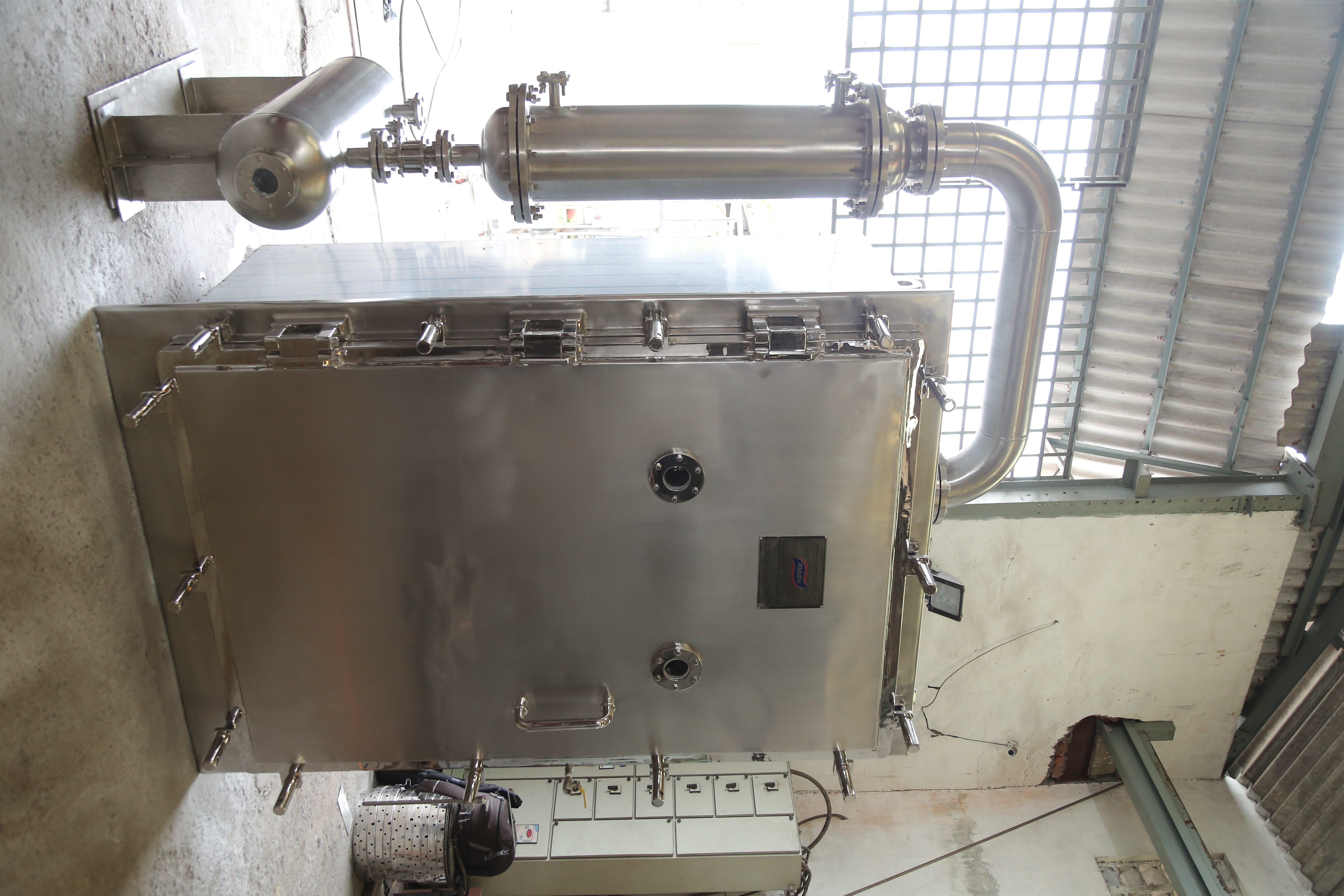 Vacuum Tray Dryer - Capacity: 3 Kg/hr