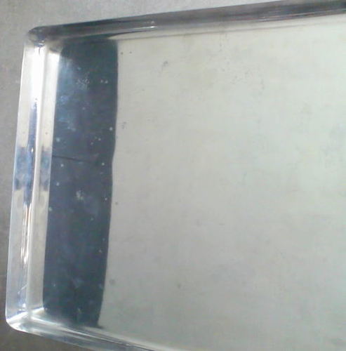 Stainless Steel Trays Capacity: 16 X32 X1.25 Inch Kg/Hr