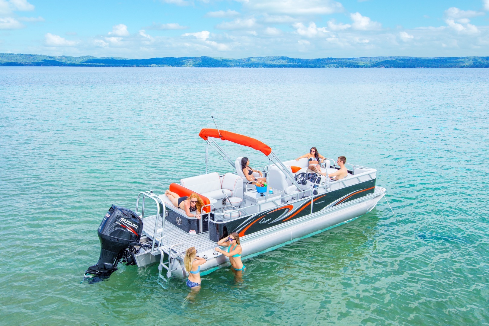 Excursion Pontoon Boats Engine Type: Outboard