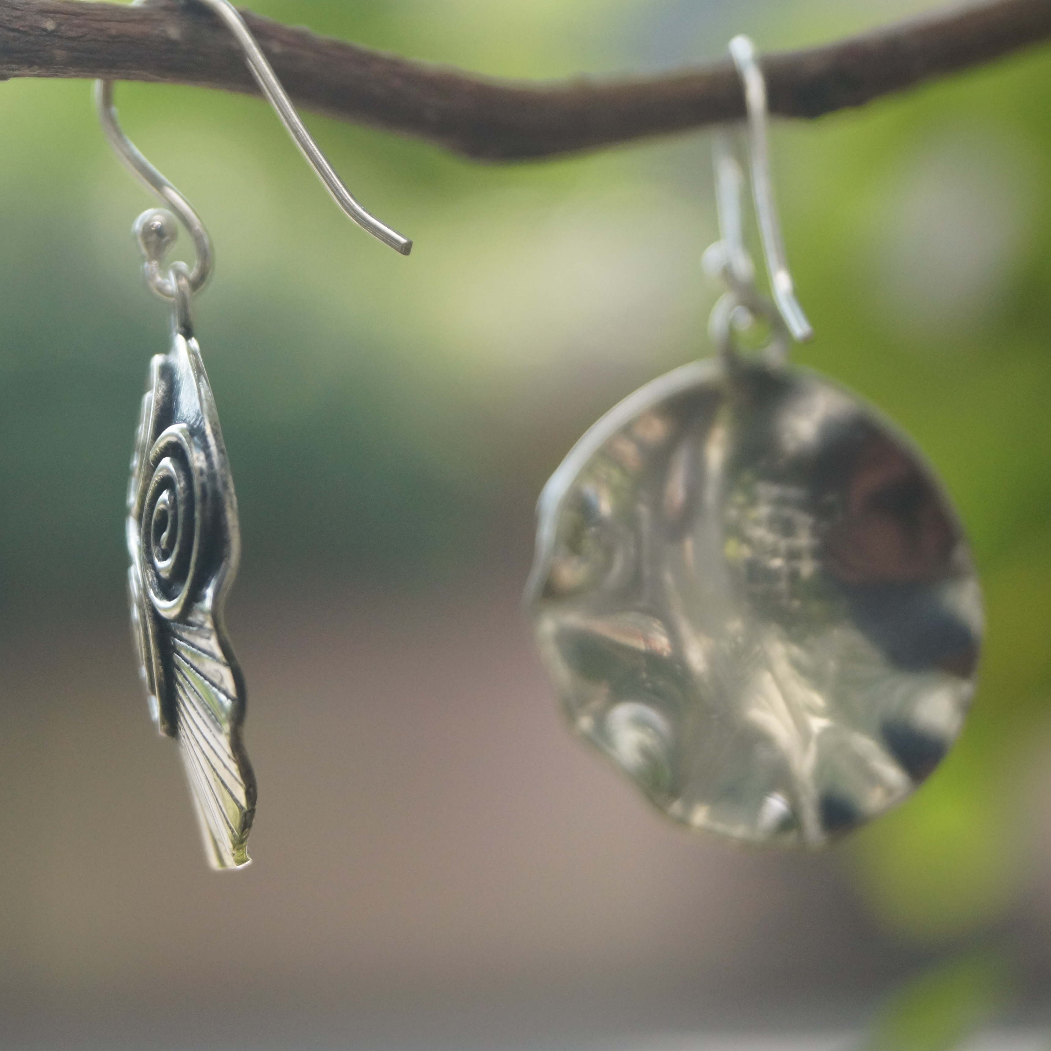 Silver Round Earring - Sterling Silver 92.5%, 1.5 Inches Length, 1.0 Inches Width, 11.0 Grams Weight | Pearl Stone, Perfect For Women And Children, Ideal For Anniversaries, Engagements, Gifts, Parties, Weddings