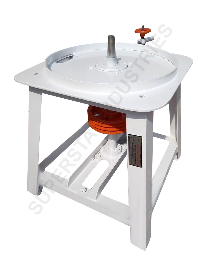 Industrial Atta Chakki Capacity: 250 Kg/hr