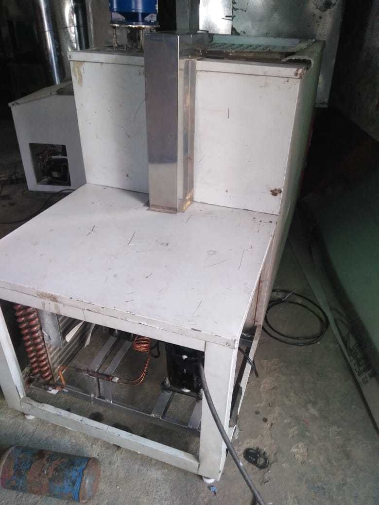 Kulfi Machine - Stainless Steel Food Grade 304, 16 Mold Capacity | Kirloskar Compressor, -25°c Cooling, 1 Year Warranty