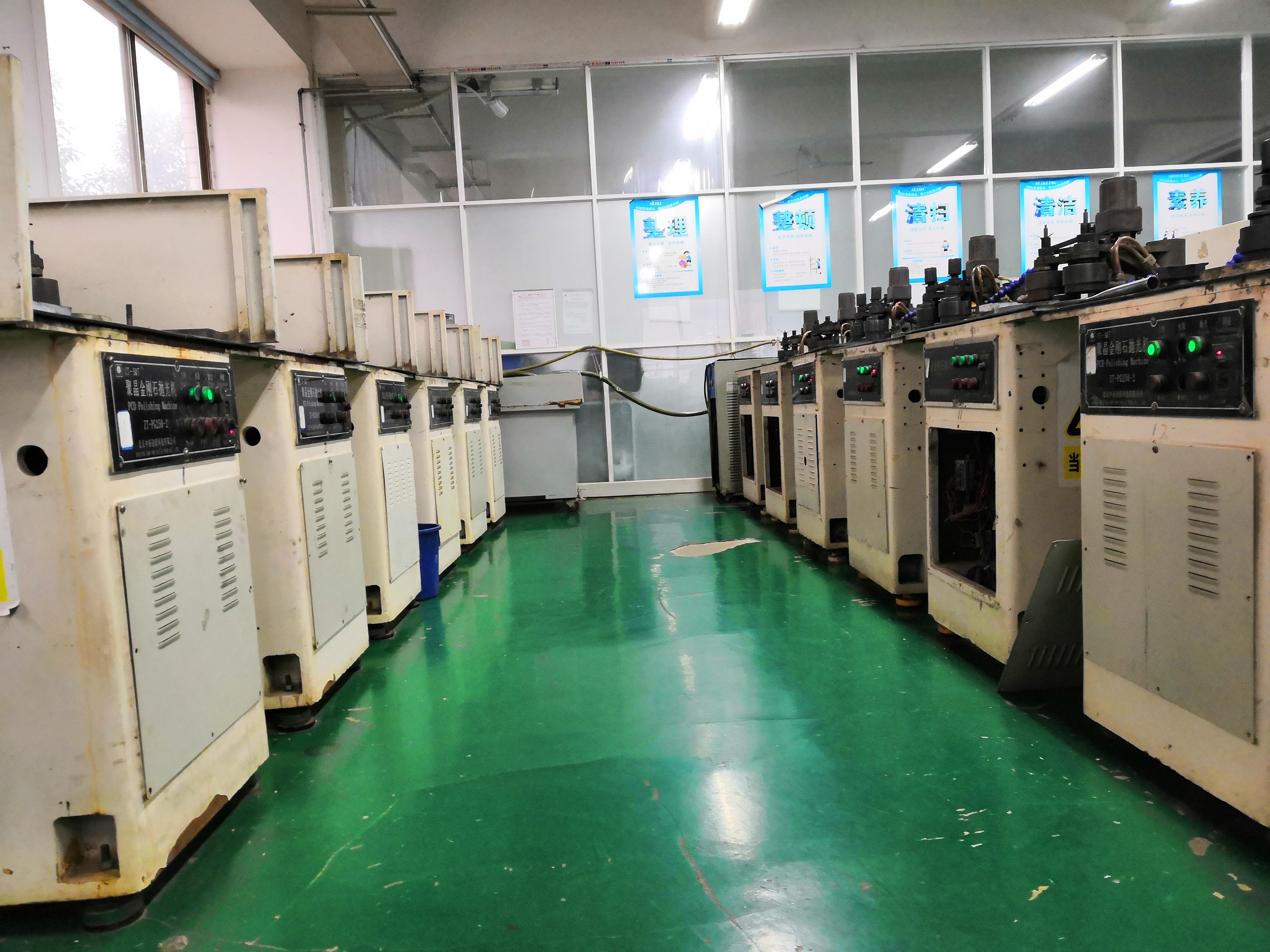 Zt-pg250 Polishing Machine - Cast Iron, 900x740x1085 Mm, Blue | High Efficiency, Ultra-hard Material Polishing, Ra0.02um Finish, 2 Workpieces Capacity, 1.1kw Power, Low Noise