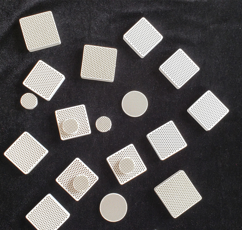 High Strength Honeycomb Ceramic Filter For Foundry Rated Voltage: 220 Volt (V)