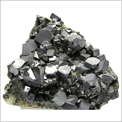 कच्चा टिन अयस्क