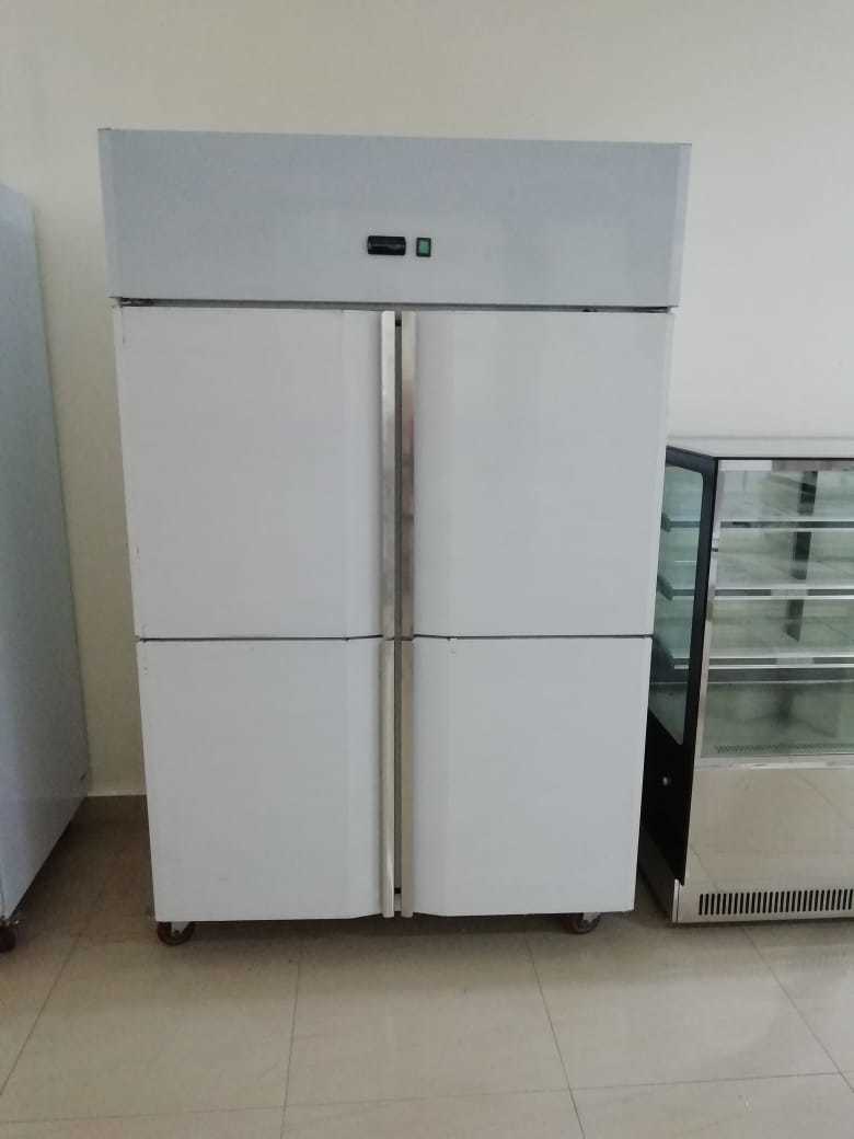Commercial Four Door Refrigerator - Stainless Steel, 1220mm X 730mm X 1970mm | 400w Power Consumption, R134a/290g Refrigerant, Total Effective Capacity 910l
