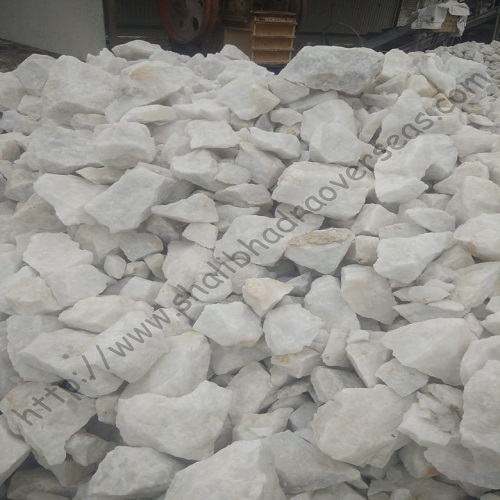Quartz Lumps Chemical Composition: Sio2