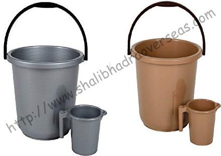 Customized Plastic Buckets And Mugs