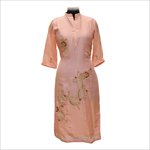No Fade Ladies Casual Embroidery Kurtis