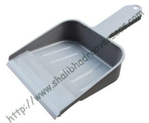 As Per Requirement Plastic Coloured Dustpan Set