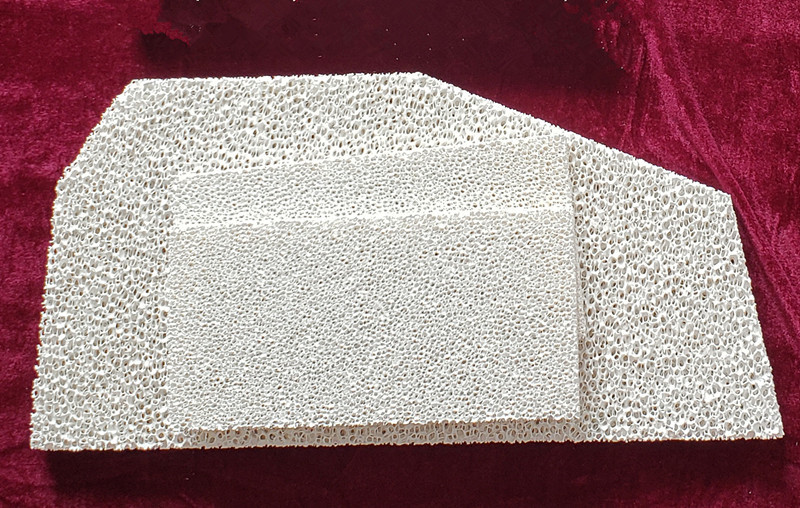 20in Alumina Ceramic Filter Plate For Foundry Casting Application: Air Purification