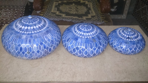 कैमल बोन राउंड इनले बॉक्स