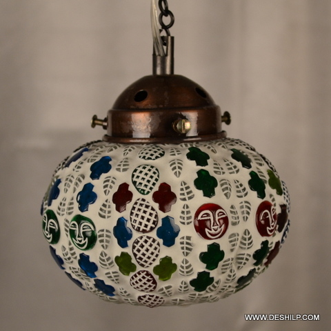 6x10 Inch Round Glass Mosaic Wall Hanging - Color: Multicor