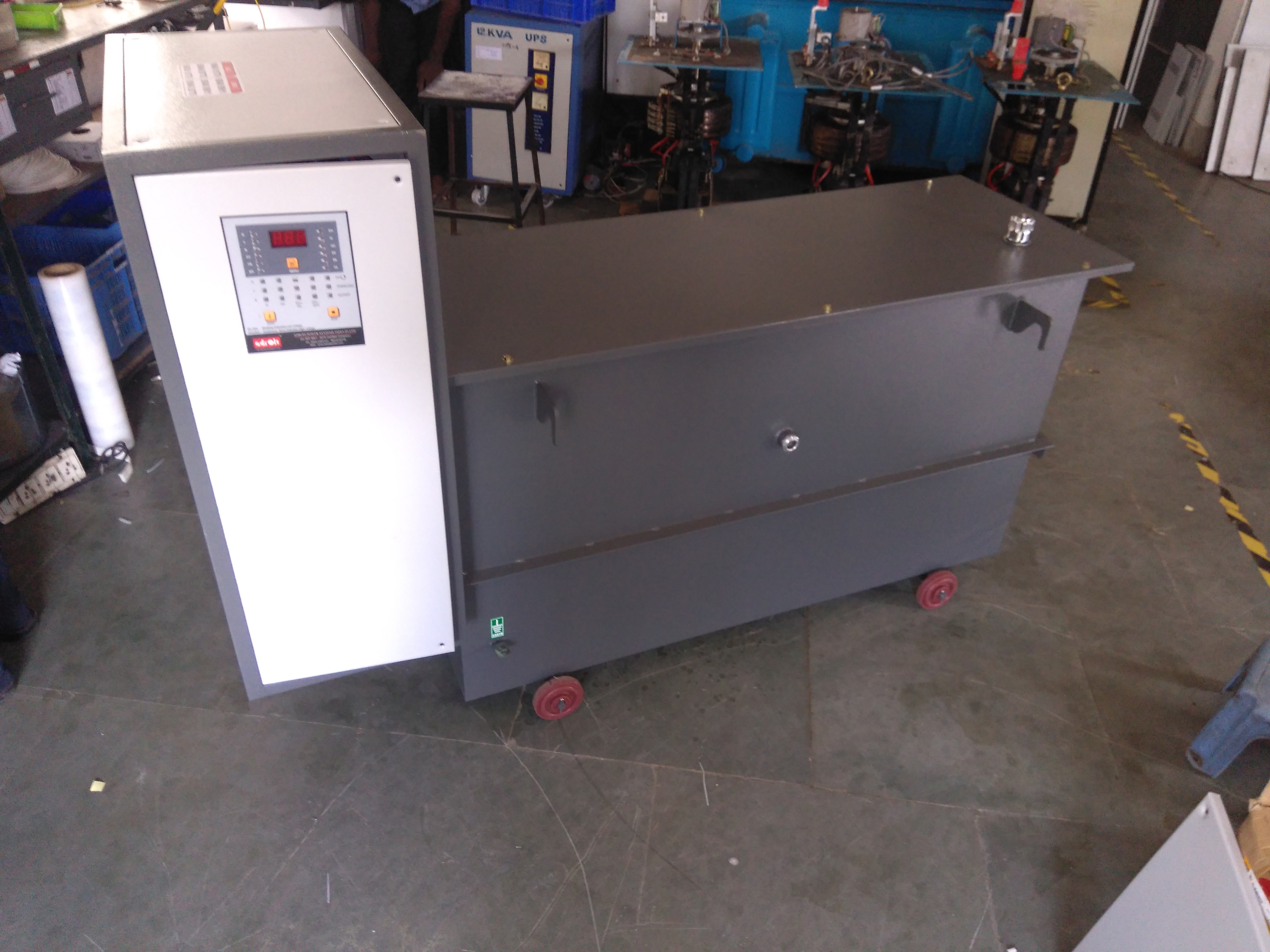 Customized Model Oil Cooled Servo Stabilizer - Ambient Temperature: 0-50 Celsius (Oc)