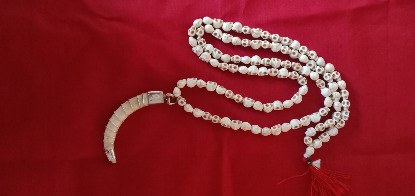 Mohini Sukar Dant Kapal Mala