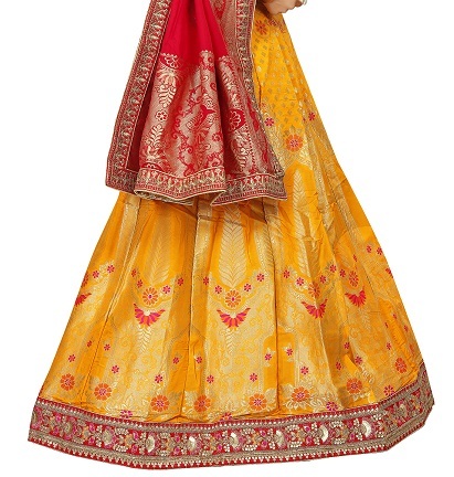 Available In 3 Colors Ladies Banarsi Lehenga Choli