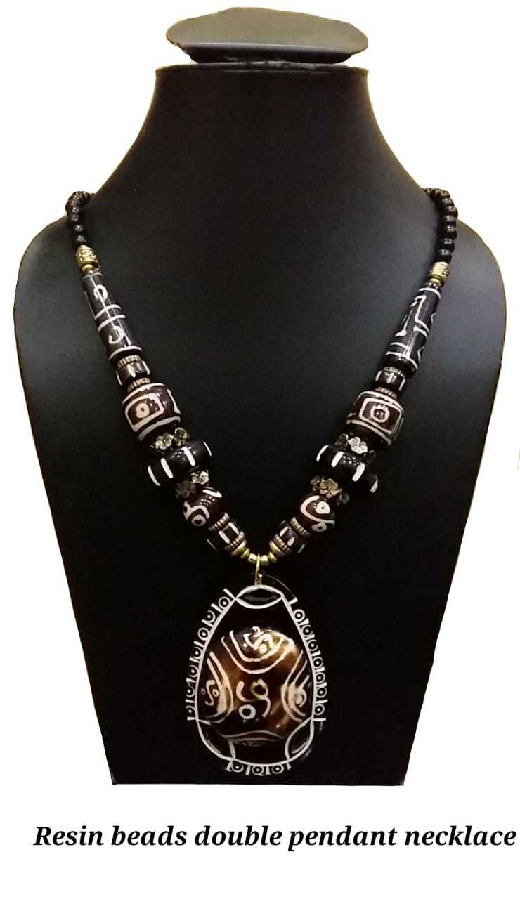 Resin Necklace Gender: Women